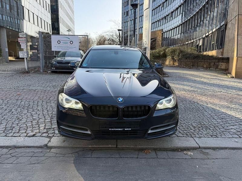 Gebraucht BMW 520 184 PS (135 kW) 2013 Blau Limousine
