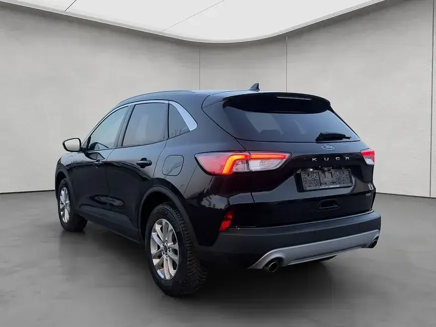 Gebraucht Ford Kuga Titanium 224 PS (164 kW) 2022 Agate black metallic SUV