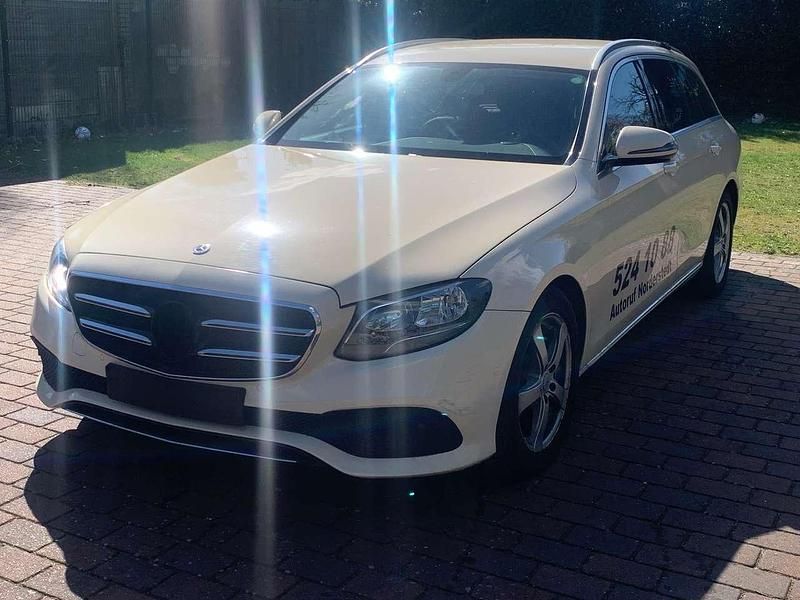 Gebraucht Mercedes E200 Avantgarde 150 PS (110 kW) 2019 Beige Kombi