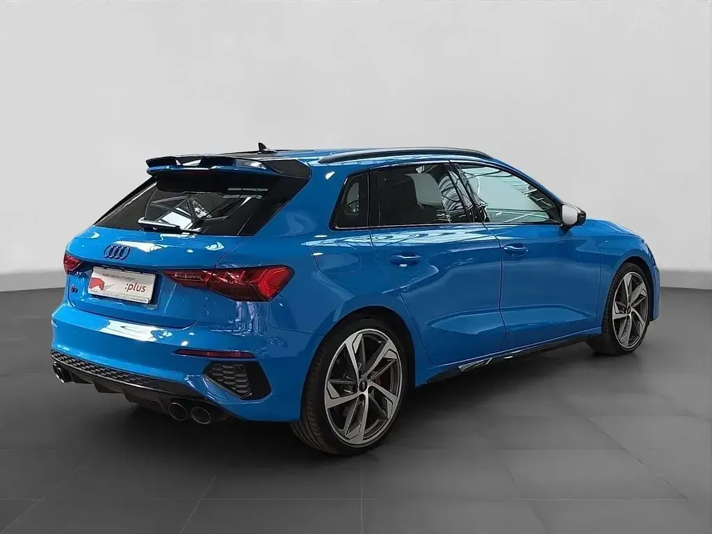Gebraucht Audi S3 Ambiente 310 PS (228 kW) 2023 Blau Limousine