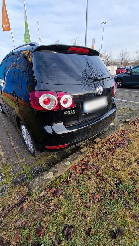 Gebraucht VW Golf VI 140 PS (102 kW) 2011 Schwarz Kleinwagen