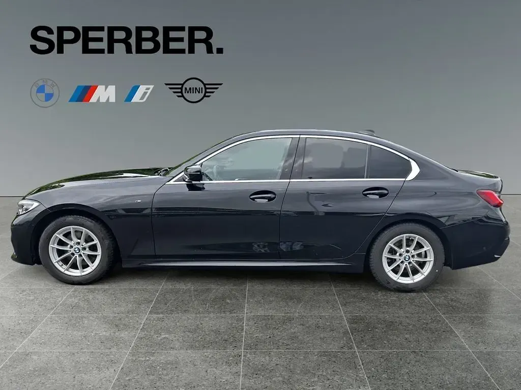 Gebraucht BMW 320 Performance 190 PS (139 kW) 2022 Schwarz Limousine