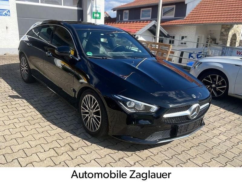 Schwarz Gebraucht 2020 Mercedes CLA250 Shooting Brake Kombi | 26.990 € (Guter Preis) - Bild 1/4