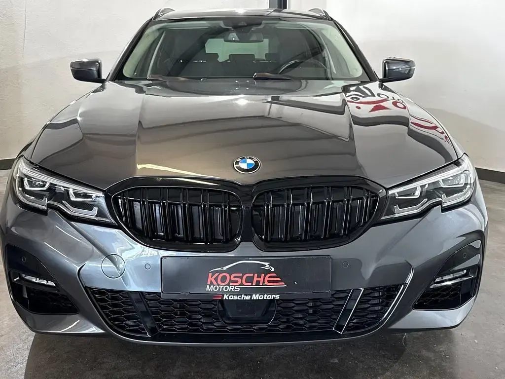 Gebraucht BMW 318 Performance 150 PS (110 kW) 2020 Grau Kombi