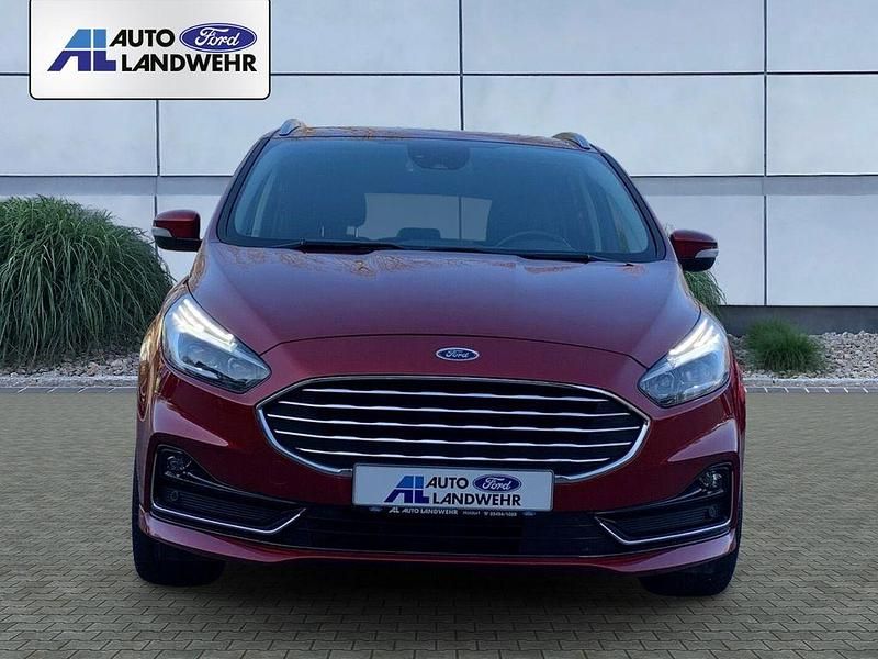 Gebraucht Ford S-MAX Titanium 190 PS (139 kW) 2021 Rot Van / Kleinbus