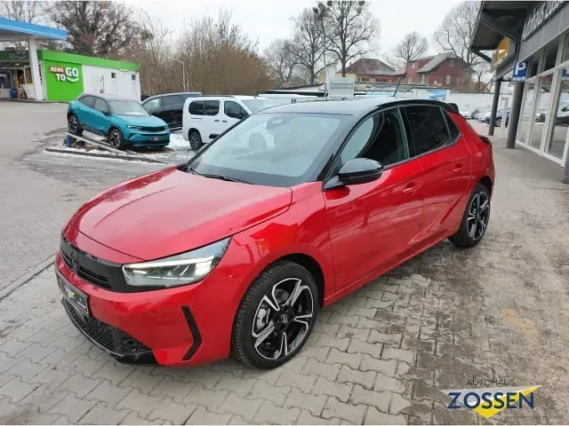 Usado Opel Corsa 101 HP (74 kW) 2026 Vermelho Sedan