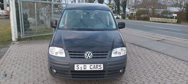 Schwarz Gebraucht 2010 VW Caddy Team Van / Kleinbus | 7.499 € (Etwas zu teuer) - Bild 1/4