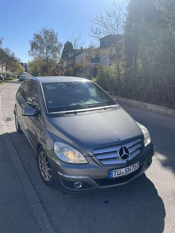 Gebraucht Mercedes B170 116 PS (85 kW) 2011 Van / Kleinbus