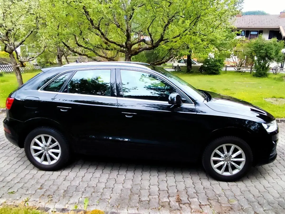 Gebraucht Audi Q3 150 PS (110 kW) 2015 Schwarz SUV