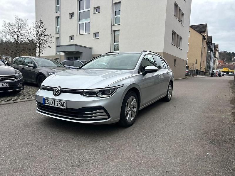 Gebraucht VW Golf VII Active 150 PS (110 kW) 2021 Silber Kleinwagen