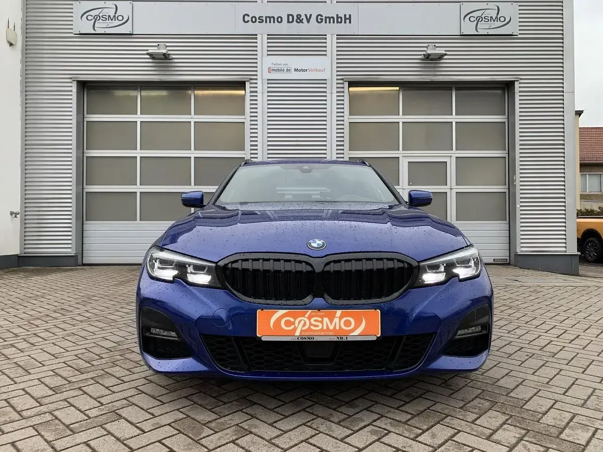 Gebraucht BMW 330 Shadowline 258 PS (189 kW) 2021 Blau Kombi