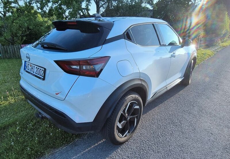 Weiß Gebraucht 2022 Nissan Juke N-Connecta SUV | 17.300 € (Guter Preis) - Bild 1/4