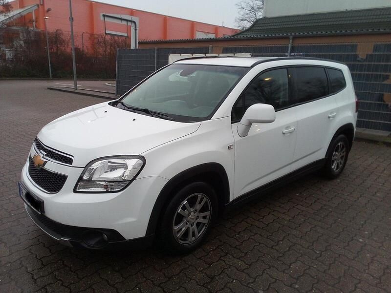 Weiß Gebraucht 2013 Chevrolet Orlando Van / Kleinbus | 8.000 € (Fairer Preis) - Bild 1/4