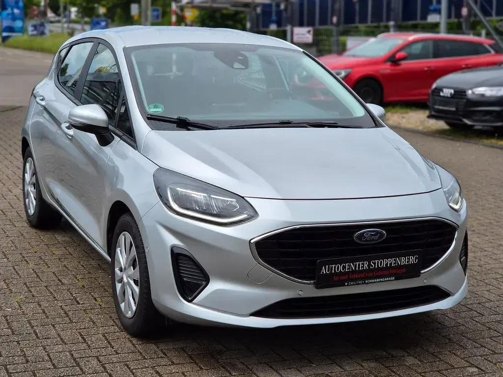 Gebraucht Ford Fiesta Cool & Connect 75 PS (55 kW) 2023 Silber Kleinwagen
