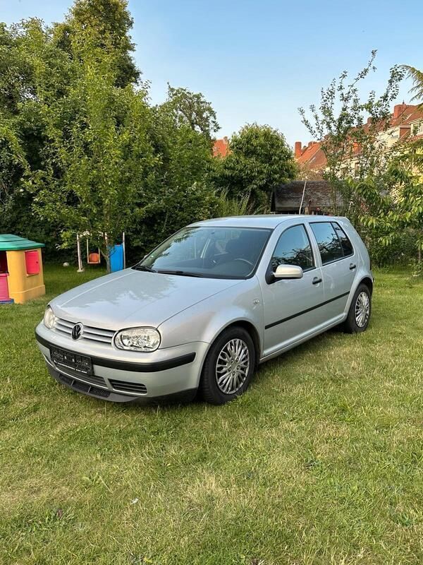 Grau Gebraucht 1998 VW Golf IV Kleinwagen | 2.250 € (Fairer Preis) - Bild 1/4