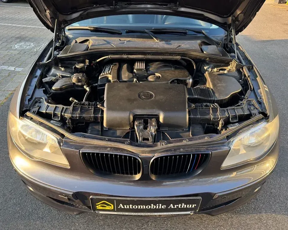 Brugt BMW 120 Performance 150 HK (110 kW) 2004 Grå Hatchback
