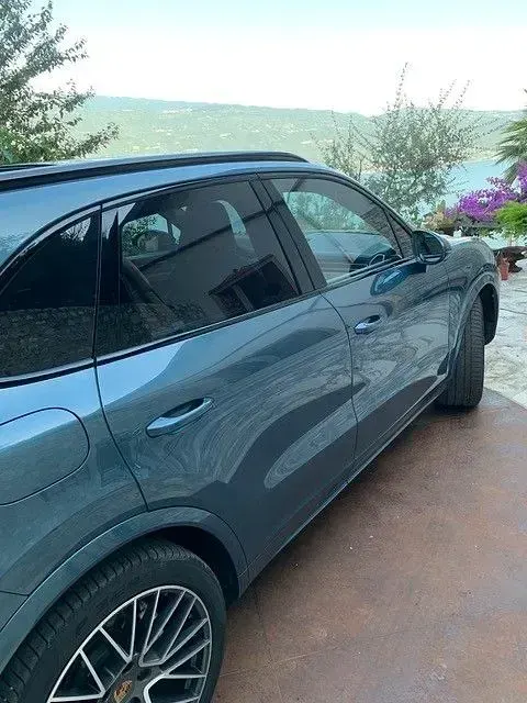 Gebraucht Porsche Cayenne Turbo 549 PS (403 kW) 2018 Blau SUV