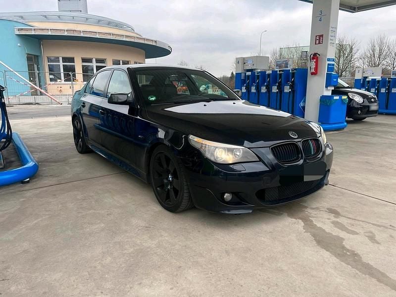 Gebraucht BMW 525 M Sport 177 PS (130 kW) 2005 Schwarz Limousine