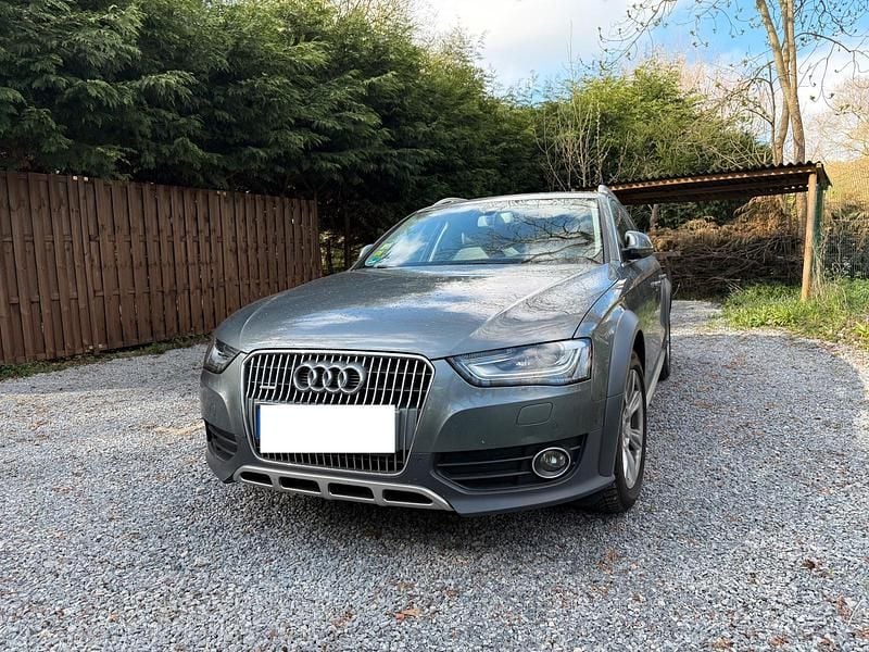 Grau Gebraucht 2016 Audi A4 Kombi | 14.500 € (Superpreis) - Bild 1/4
