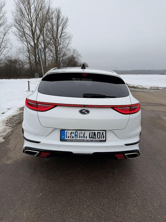Gebraucht Kia ProCeed GT 204 PS (150 kW) 2019 Weiß Kombi