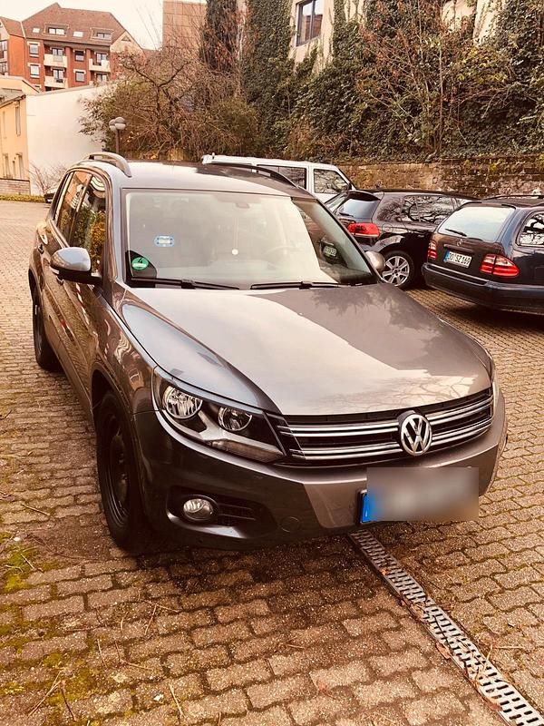 Gebraucht 2012 VW Tiguan SUV | 11.900 € (Etwas zu teuer) - Bild 1/4
