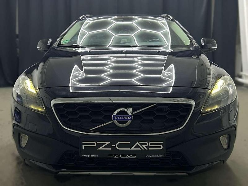 Gebraucht Volvo V40 150 PS (110 kW) 2015 Schwarz Limousine
