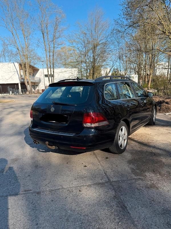 Gebraucht VW Golf VI 140 PS (102 kW) 2011 Schwarz Kleinwagen