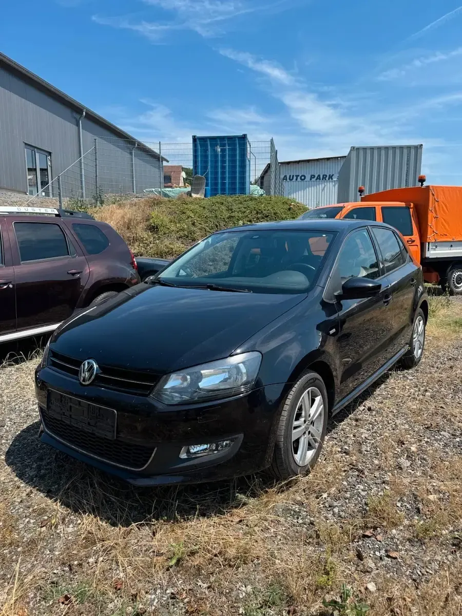 Gebraucht VW Polo Match 70 PS (51 kW) 2013 Schwarz Kleinwagen