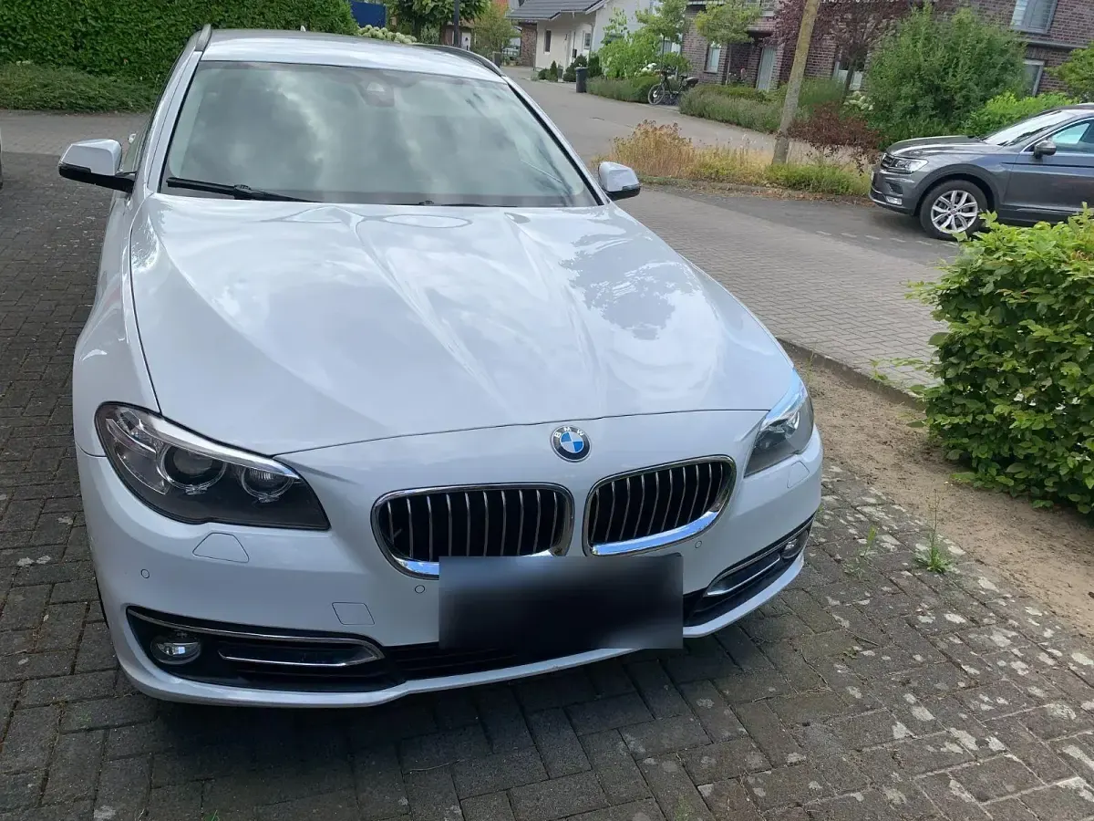 Gebraucht BMW 530 258 PS (189 kW) 2016 Weiß Kombi