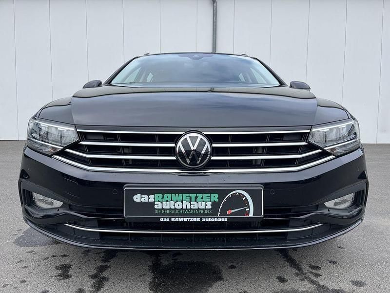 Gebraucht VW Passat Business 150 PS (110 kW) 2022 Schwarz Kombi