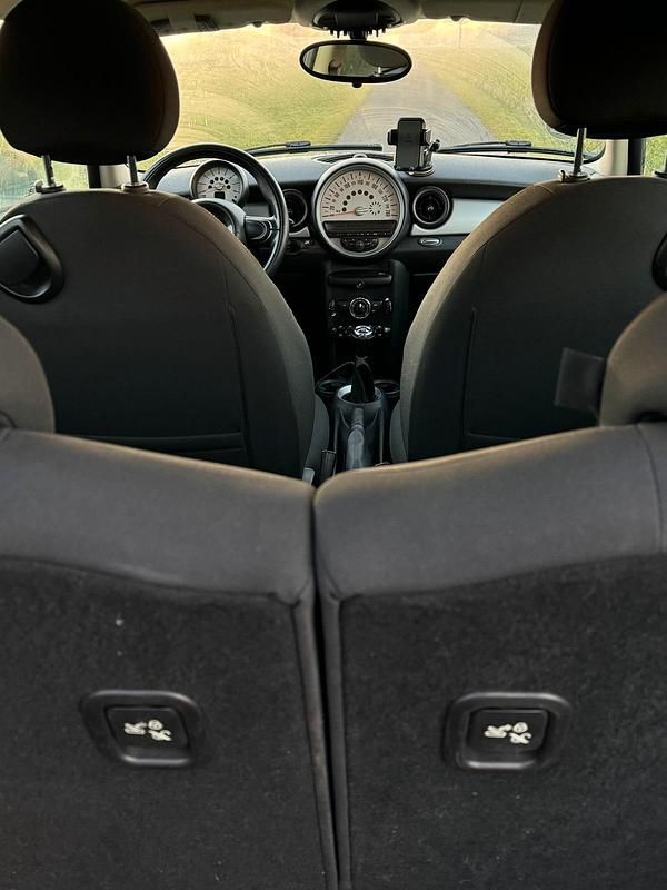 Gebraucht Mini ONE 98 PS (72 kW) 2012 Andere farben Kleinwagen