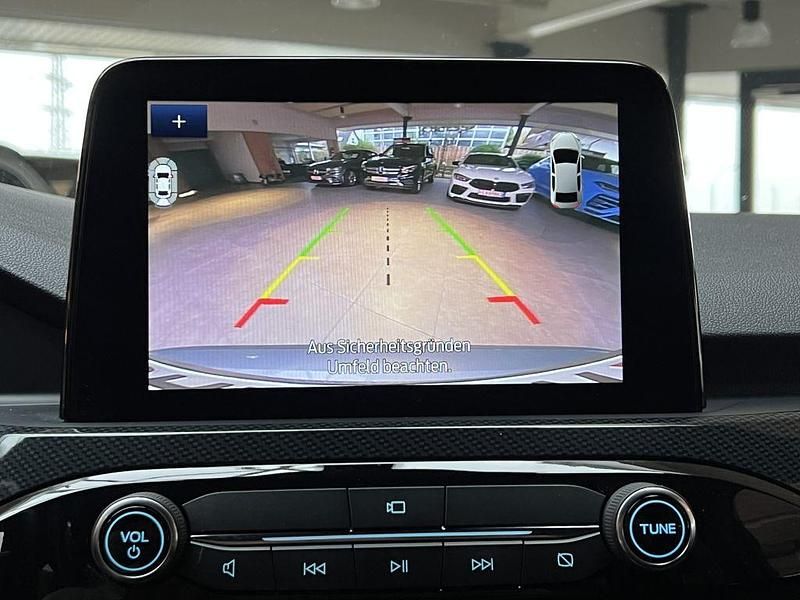 Gebraucht Ford Kuga ST-Line 224 PS (164 kW) 2022 Silber SUV