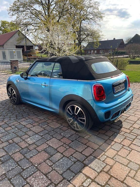 Second-hand Mini Cooper SD 170 CP (125 kW) 2017 Albastru Hatchback