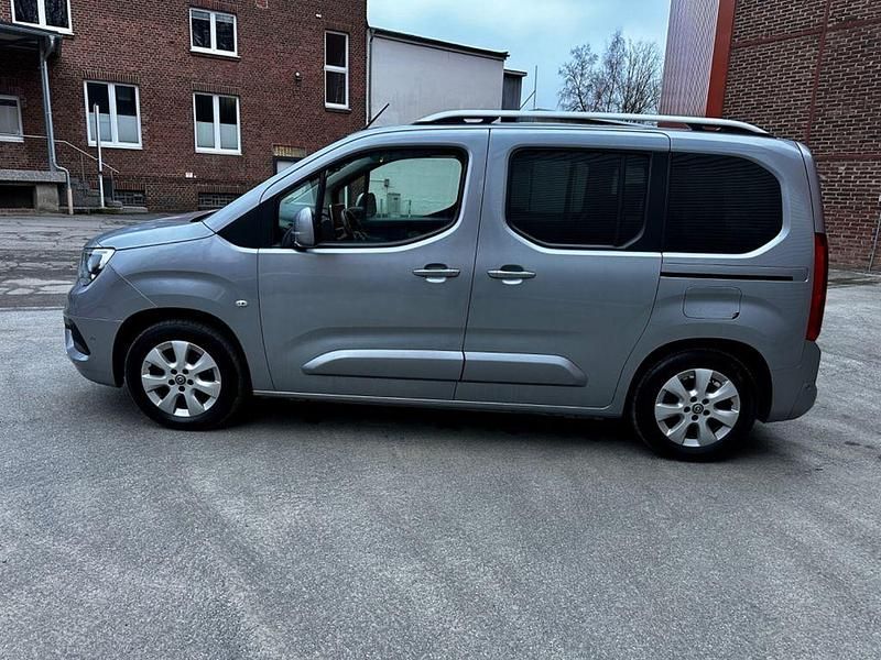 Gebraucht Opel Combo Life Innovation 102 PS (75 kW) 2018 Grau Van / Kleinbus