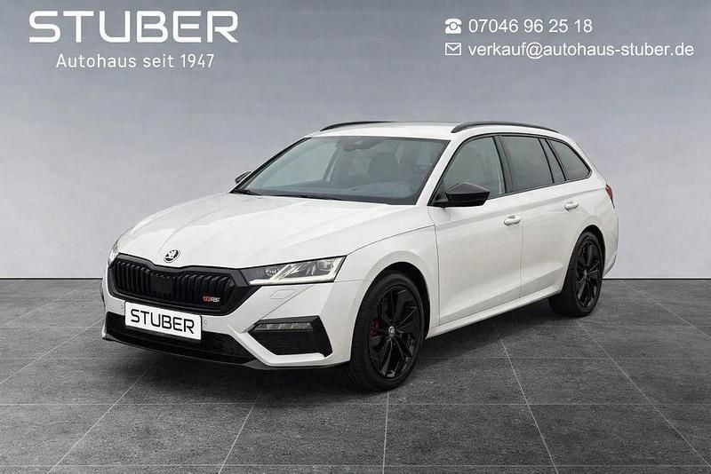 Candyweiss Gebraucht 2022 Skoda Octavia RS Kombi | 30.990 € (Fairer Preis) - Bild 1/4
