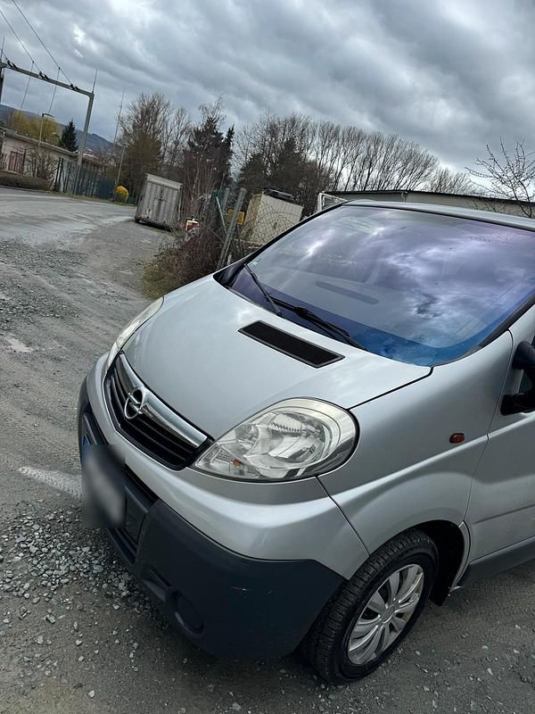 Gebraucht Opel Vivaro 2006 Silber Van / Kleinbus