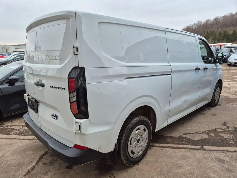 Gebraucht Ford Transit Custom Trend 136 PS (100 kW) 2024 Weiß Van / Kleinbus