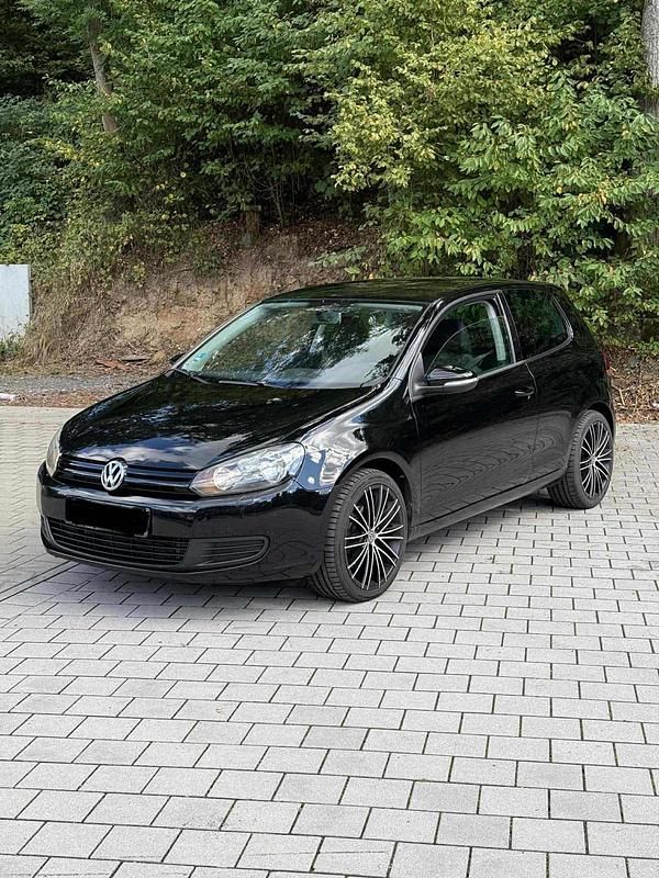 Schwarz Gebraucht 2010 VW Golf VI Coupé | 3.990 € (Superpreis) - Bild 1/4