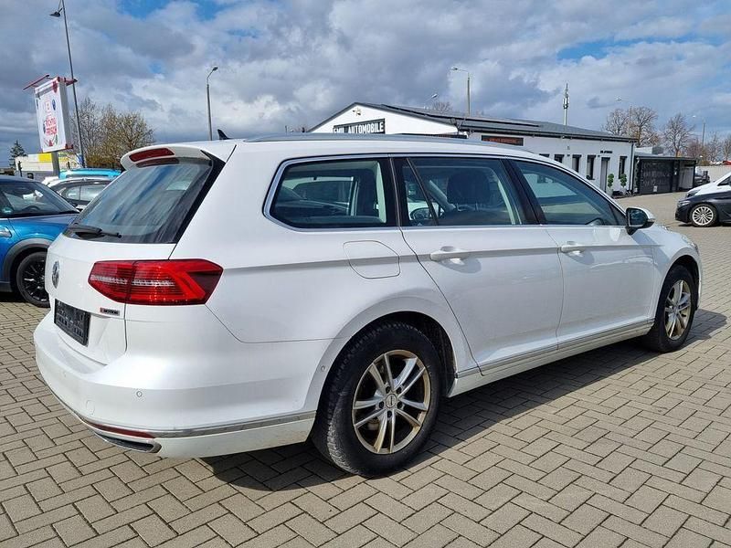 Usata VW Passat 190 CV (139 kW) 2019 Bianco Berlina