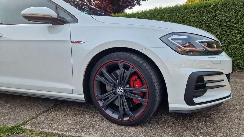 Gebraucht VW Golf GTI 245 PS (180 kW) 2018 Weiß Limousine