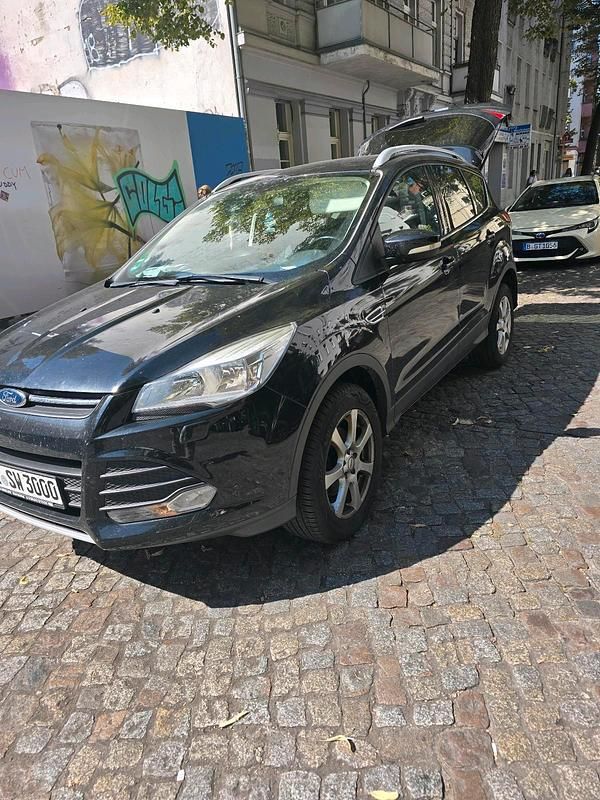 Gebraucht Ford Kuga 150 PS (110 kW) 2015 SUV