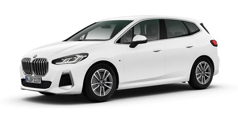 Weiß Gebraucht 2024 BMW 223 Active Tourer Luxury Line Van / Kleinbus | 41.298 € (Etwas zu teuer) - Bild 1/4