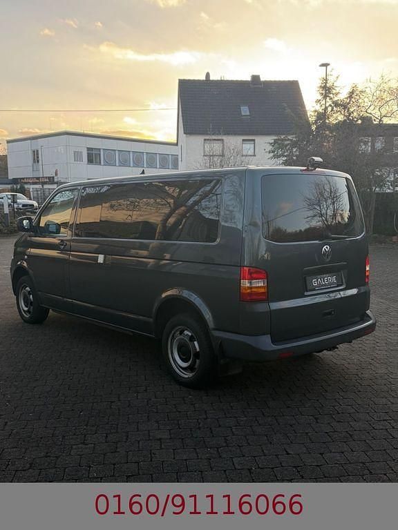 Gebraucht VW Transporter 131 PS (96 kW) 2010 Grau Van
