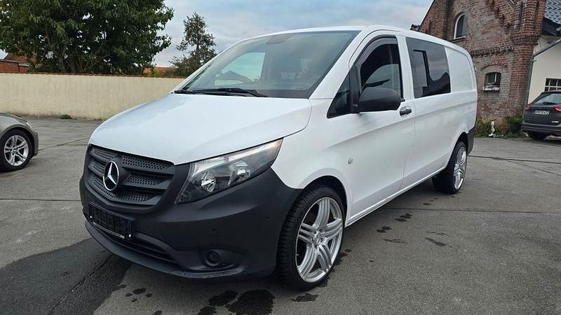 Weiß Gebraucht 2021 Mercedes Vito Van / Kleinbus | 10.500 € (Superpreis) - Bild 1/4