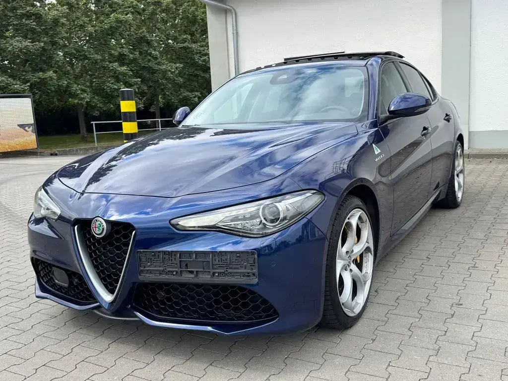 Gebraucht Alfa Romeo Giulia Veloce 209 PS (153 kW) 2018 Blau Limousine