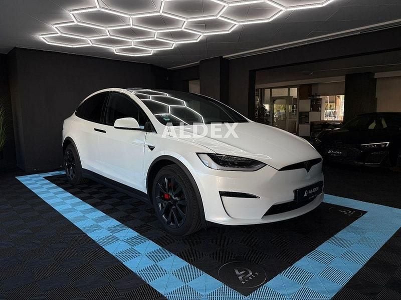 Second-hand Tesla Model X Plaid 2023 Alb SUV