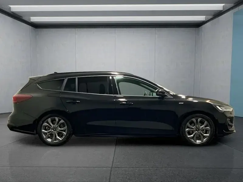 Gebraucht Ford Focus 155 PS (114 kW) 2024 Schwarz Kombi