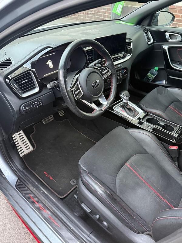 Gebraucht Kia ProCeed GT 204 PS (150 kW) 2021 Grau Kombi