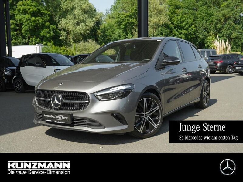 Grau Gebraucht 2024 Mercedes B220 Progressive Van / Kleinbus | 34.360 € (Superpreis) - Bild 1/4