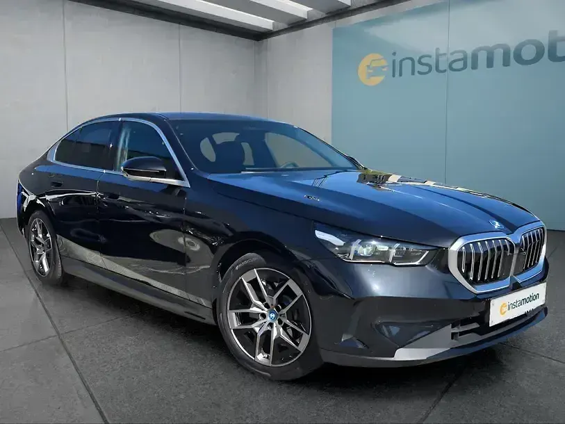 Gebraucht BMW 530 2024 Schwarz Limousine